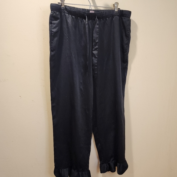 Victoria's Secret Women's Black Satin Ruffle Hem Pajama  Pants Size L - Picture 3 of 12
